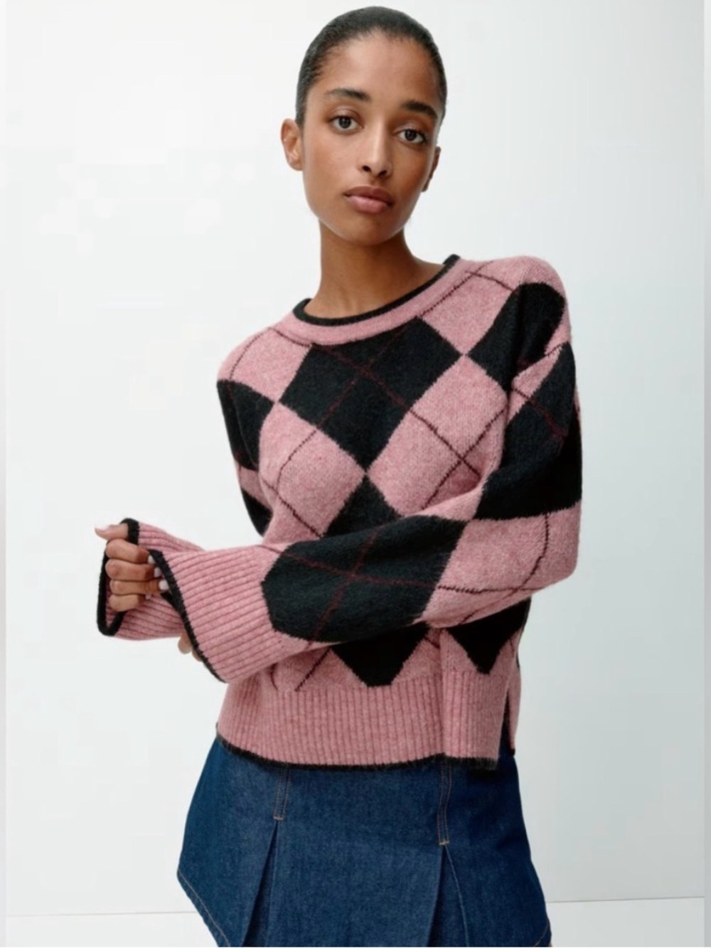 H&M Pink and Black Argyle Crewneck Sweater